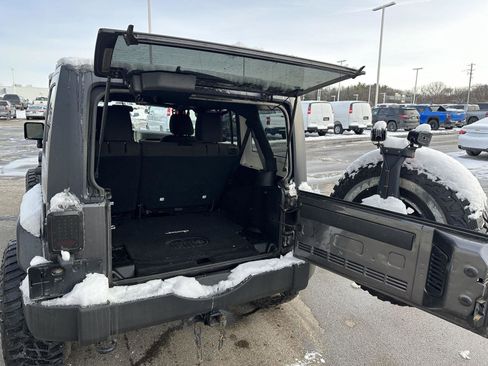 Used 2017 Jeep Wrangler Unlimited Sport w/ Quick Order Package 24S image 6