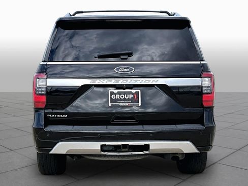 Used 2019 Ford Expedition Platinum RWD image 4