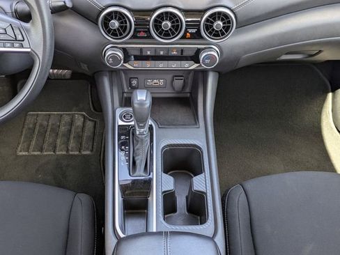 Used 2024 Nissan Sentra SV image 19