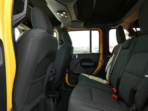 Used 2019 Jeep Wrangler Unlimited Sport S image 15