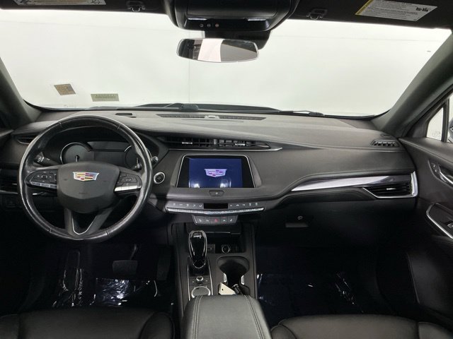 Used 2022 Cadillac XT4 Luxury w/ LPO, ONYX Package AWD/4WD image 23