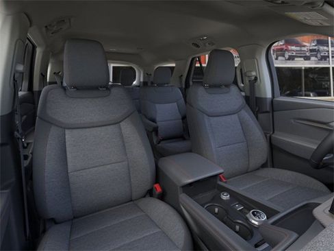 New 2025 Ford Explorer Active image 10