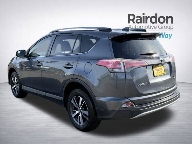 Used 2018 Toyota RAV4 XLE AWD/4WD image 5
