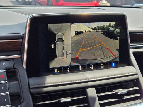 Used 2023 Chevrolet Tahoe High Country image 30