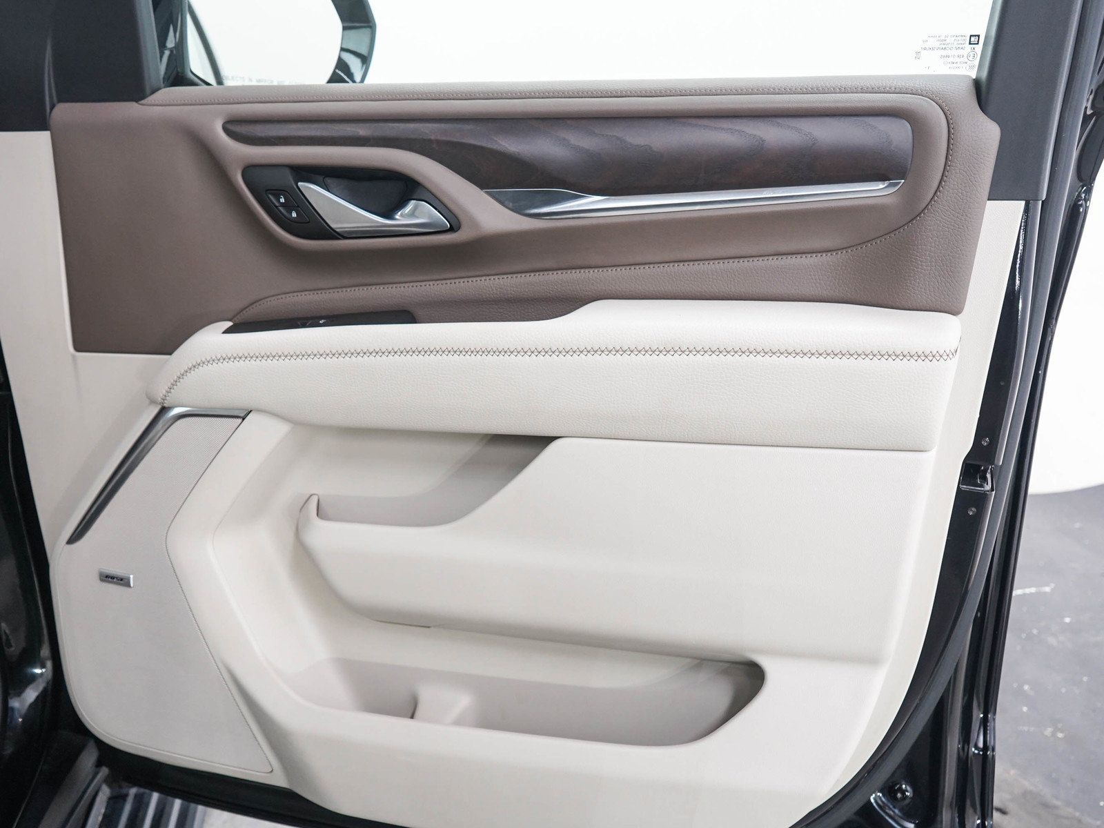 Used 2022 GMC Yukon Denali AWD/4WD image 12