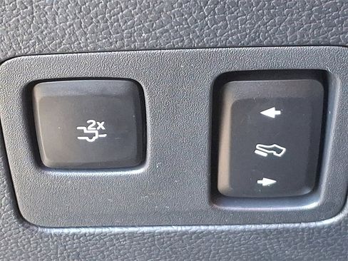 Used 2022 Ford F450 Platinum w/ FX4 Off-Road Package image 23