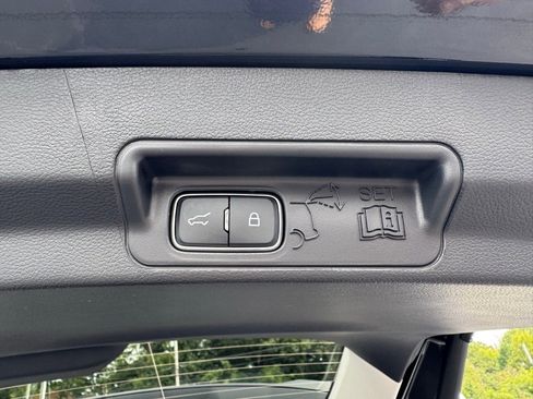 New 2025 Ford Explorer Active w/ Active Comfort Package image 44