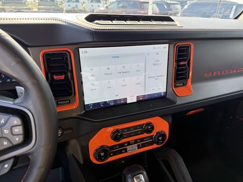 Used 2024 Ford Bronco Raptor image 19