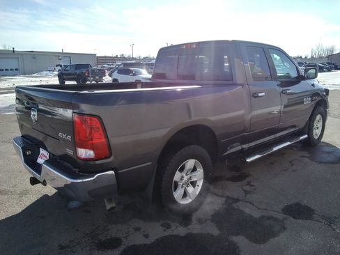 Used 2018 RAM 1500 Classic SLT image 5