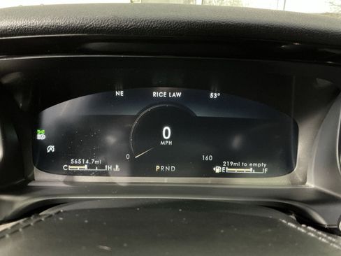 Used 2024 Lincoln Aviator AWD w/ Premium Package image 25