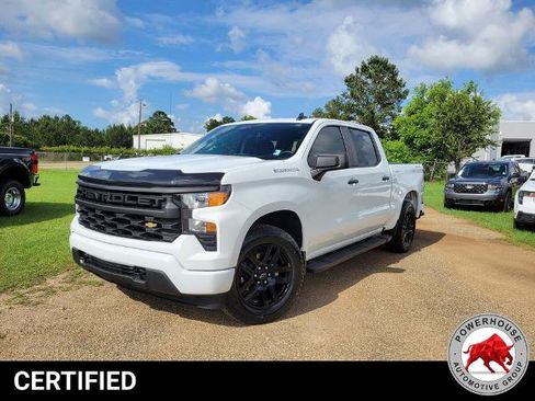 Used 2024 Chevrolet Silverado 1500 Custom AWD/4WD image 1
