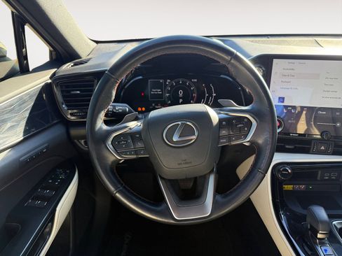 Used 2022 Lexus NX 250 AWD w/ Premium Package image 12