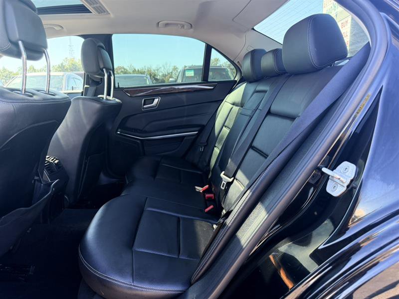 Used 2014 Mercedes-Benz E 250 BlueTEC 4MATIC Sedan image 14