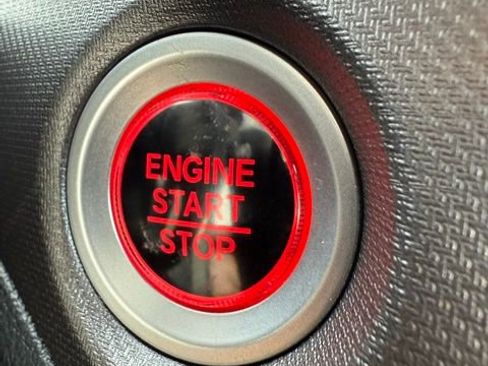 Used 2025 Honda Ridgeline Sport image 26