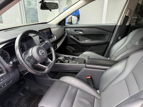 Certified 2024 Nissan Rogue SV w/ SV Premium Package FWD image 11