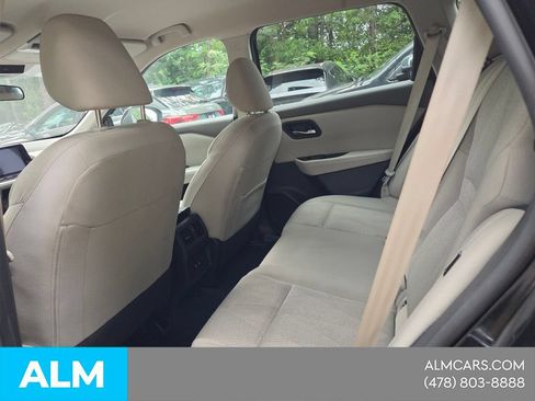 Used 2025 Nissan Rogue SV FWD image 3