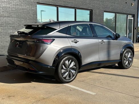 Used 2023 Nissan Ariya Engage image 8