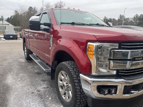 Used 2017 Ford F250 Lariat w/ Chrome Package image 1