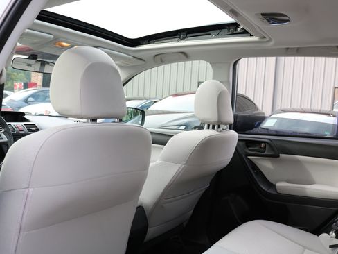 Used 2014 Subaru Forester 2.5i Premium w/ All-Weather Package image 33