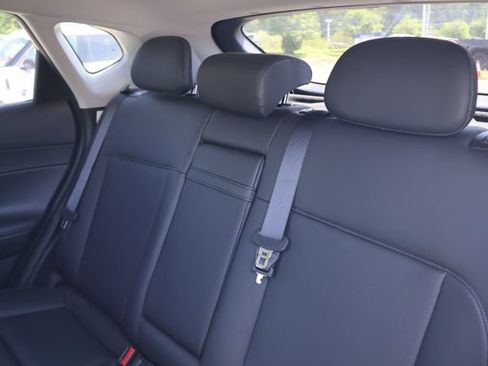 Used 2024 Hyundai Kona Limited FWD image 11