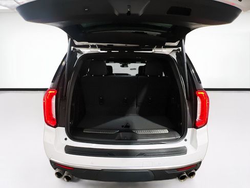 Used 2024 GMC Yukon Denali RWD image 20