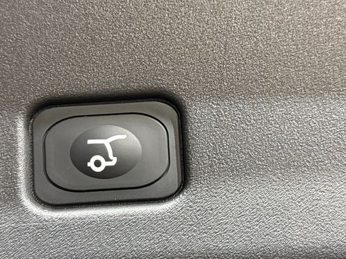 New 2026 Lincoln Nautilus Premier w/ Jet Appearance Package image 30