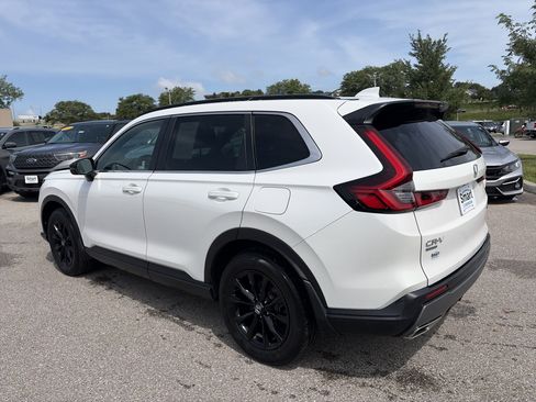 Used 2024 Honda CR-V Sport image 6
