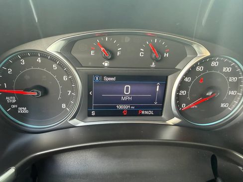 Used 2019 Chevrolet Equinox LT AWD/4WD image 8