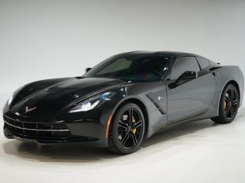 Used 2016 Chevrolet Corvette Stingray Coupe image 3