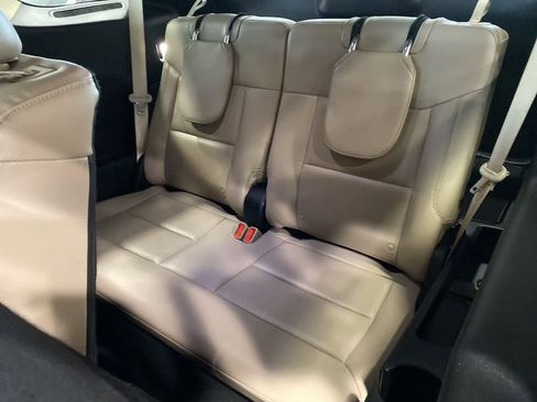 Used 2021 Ford Explorer Limited image 28