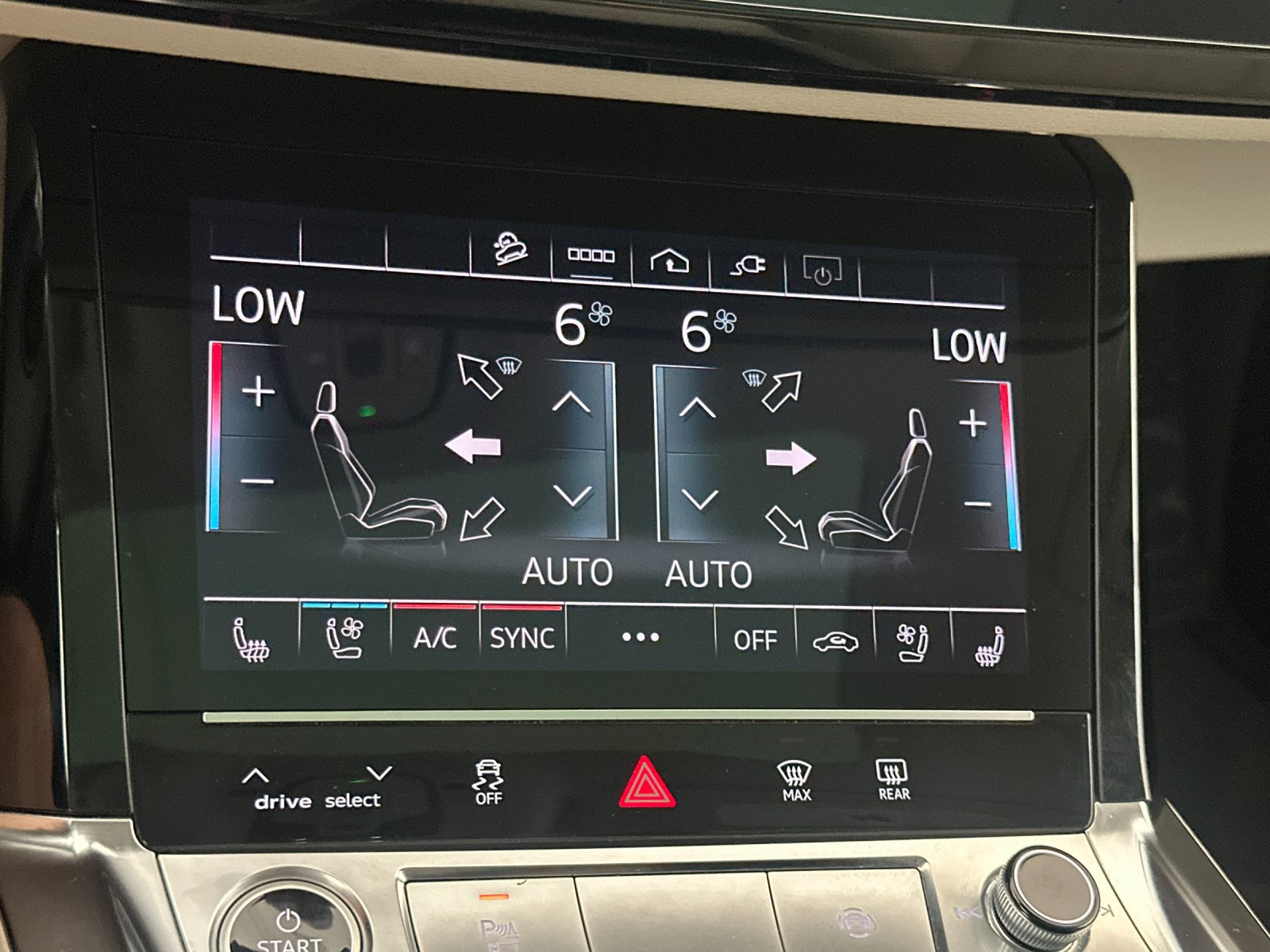 Used 2024 Audi Q8 e-tron Premium Plus w/ Premium Plus Package AWD/4WD image 19