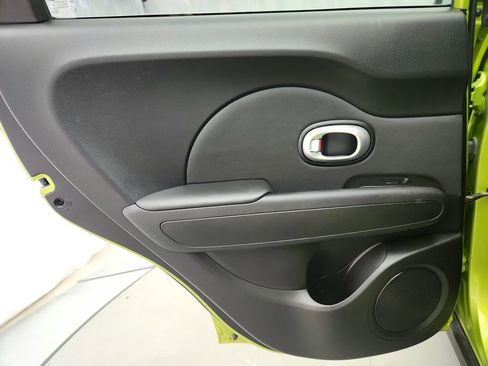 Used 2014 Kia Soul image 21