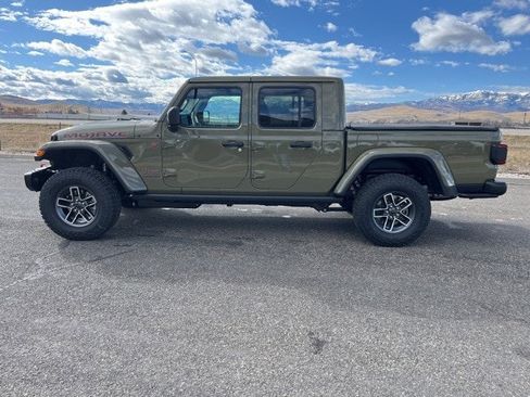 New 2026 Jeep Gladiator Mojave image 7