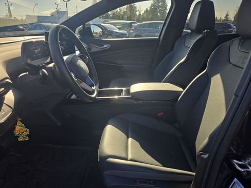 Used 2023 Volkswagen ID.4 Pro S Plus image 10