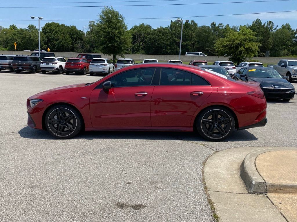 Used 2025 Mercedes-Benz CLA 35 AMG 4MATIC image 4