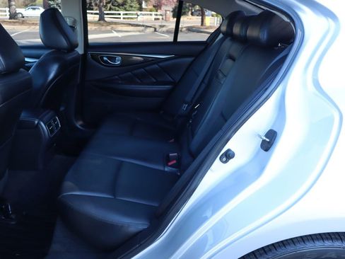 Used 2018 INFINITI Q50 Luxe w/ Essential Package (3.0T Luxe) image 20