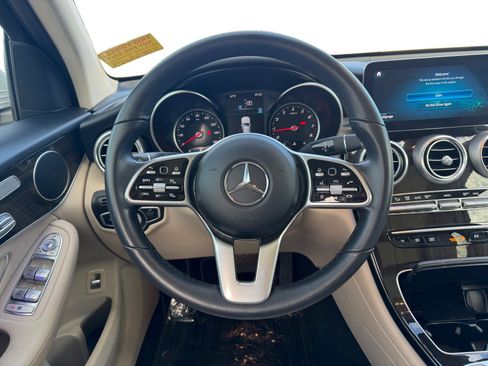 Used 2022 Mercedes-Benz GLC 300 image 12