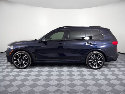 Used 2021 BMW X7 xDrive40i w/ M Sport Package AWD/4WD image 2