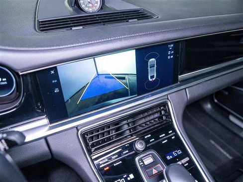 Used 2022 Porsche Panamera 4 Executive image 25
