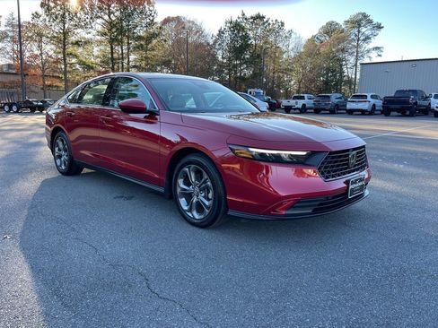 Certified 2024 Honda Accord EX image 6