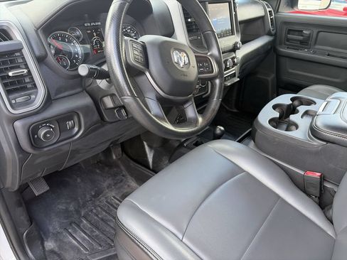 Used 2021 RAM 2500 Tradesman w/ Chrome Appearance Group AWD/4WD image 10