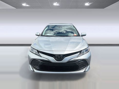 Certified 2020 Toyota Camry LE FWD image 6