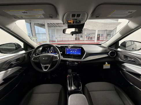 New 2026 Chevrolet Trax LT FWD image 22