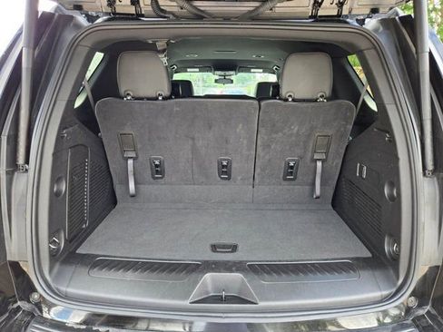 Used 2025 Chevrolet Tahoe LT AWD/4WD image 7