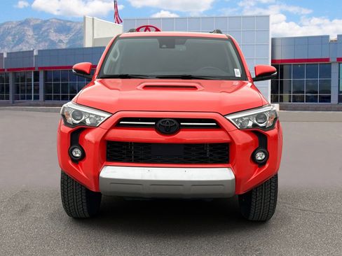 Used 2024 Toyota 4Runner TRD Off-Road Premium w/ Moonroof Package image 2