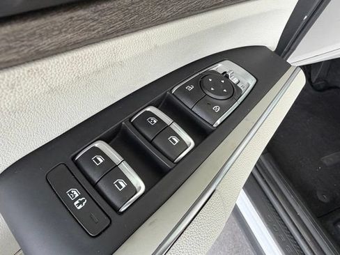 Used 2023 Kia Sorento X-Line EX AWD/4WD image 13