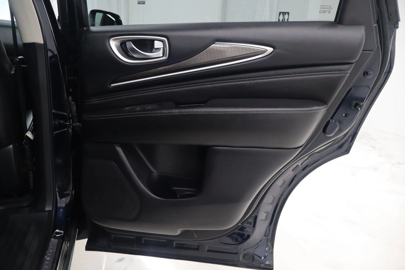 Used 2019 INFINITI QX60 Pure AWD/4WD image 21
