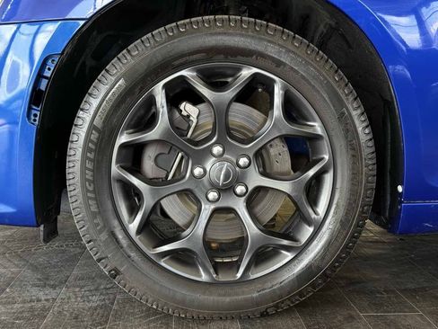 Used 2020 Chrysler 300 S w/ 300S Premium Group AWD/4WD image 26