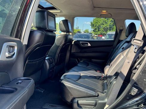 Used 2019 Nissan Pathfinder Platinum AWD/4WD image 10