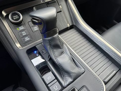 Used 2024 Lexus GX 550 image 27